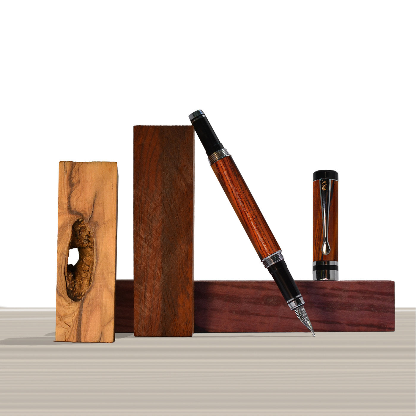 Ipazia Fountain Pen in Cocobolo Wood - Alternative view 3