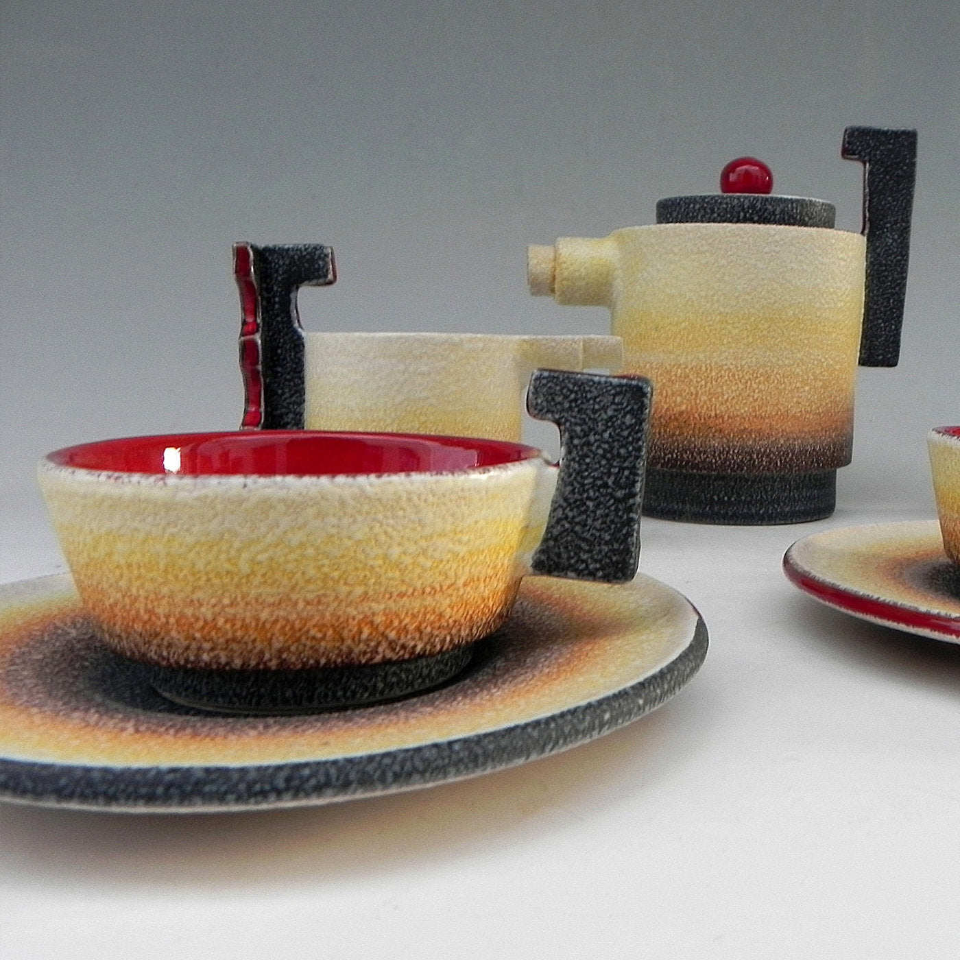 Diulgheroff Set da tè in ceramica futurista per due persone - Vista alternativa 2