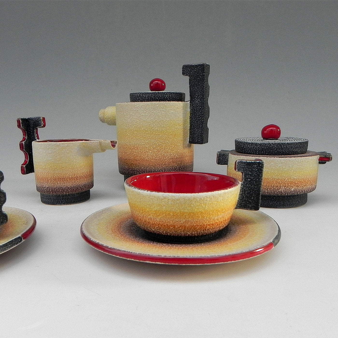 Diulgheroff Set da tè in ceramica futurista per due persone - Vista alternativa 3
