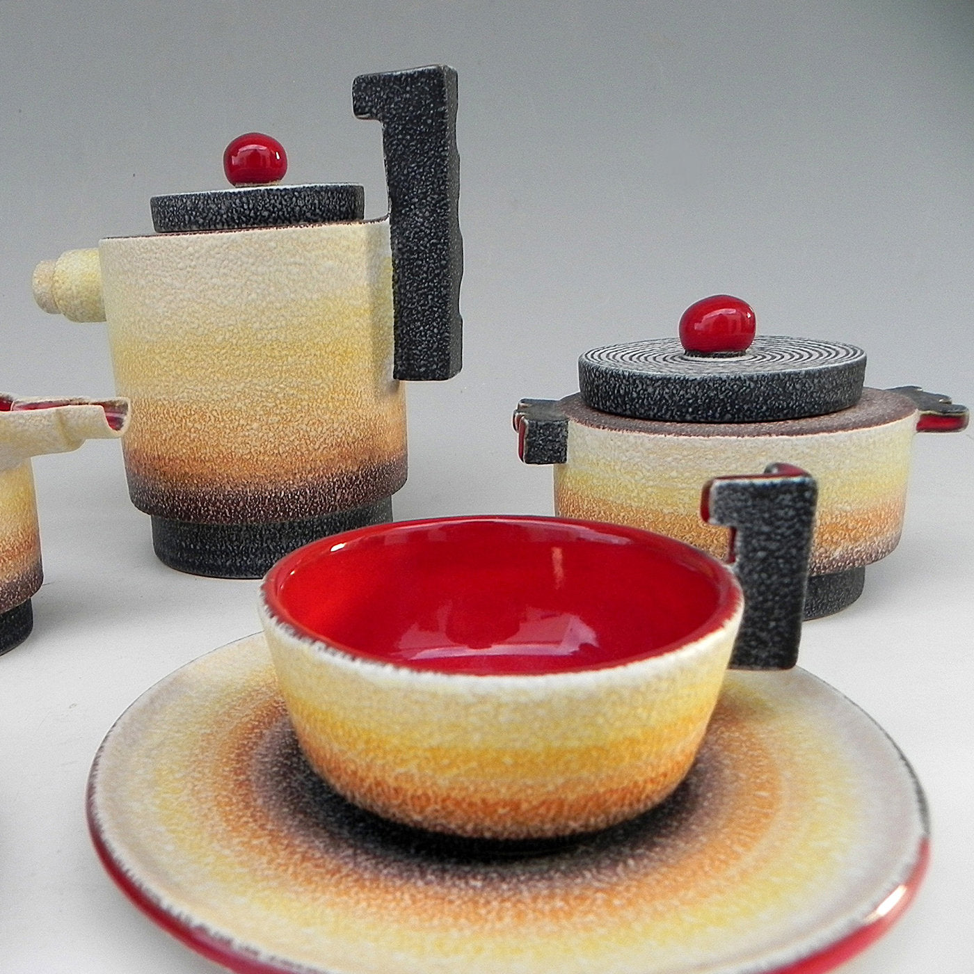Diulgheroff Set da tè in ceramica futurista per due persone - Vista alternativa 4