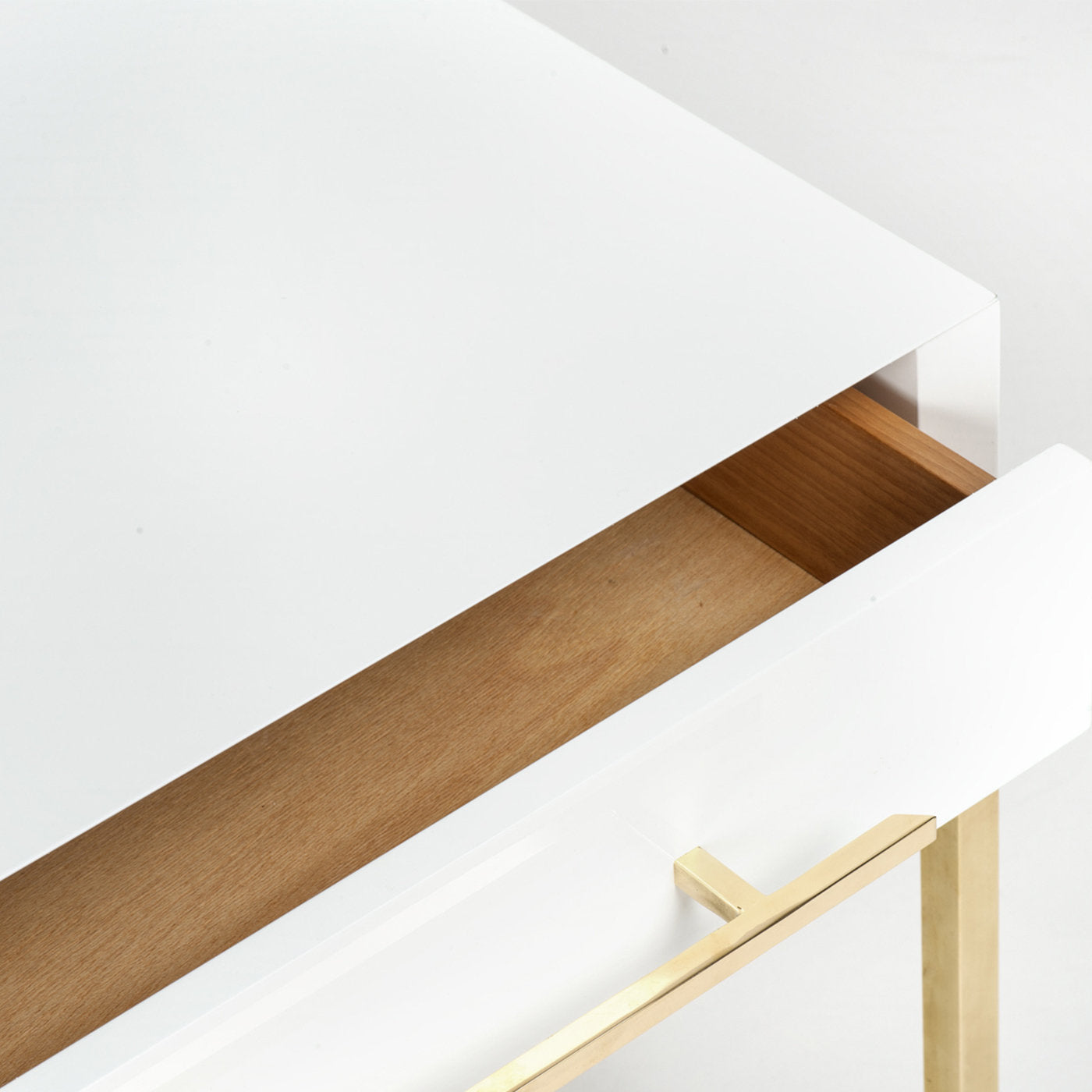 Piero White Side Table - Alternative view 3