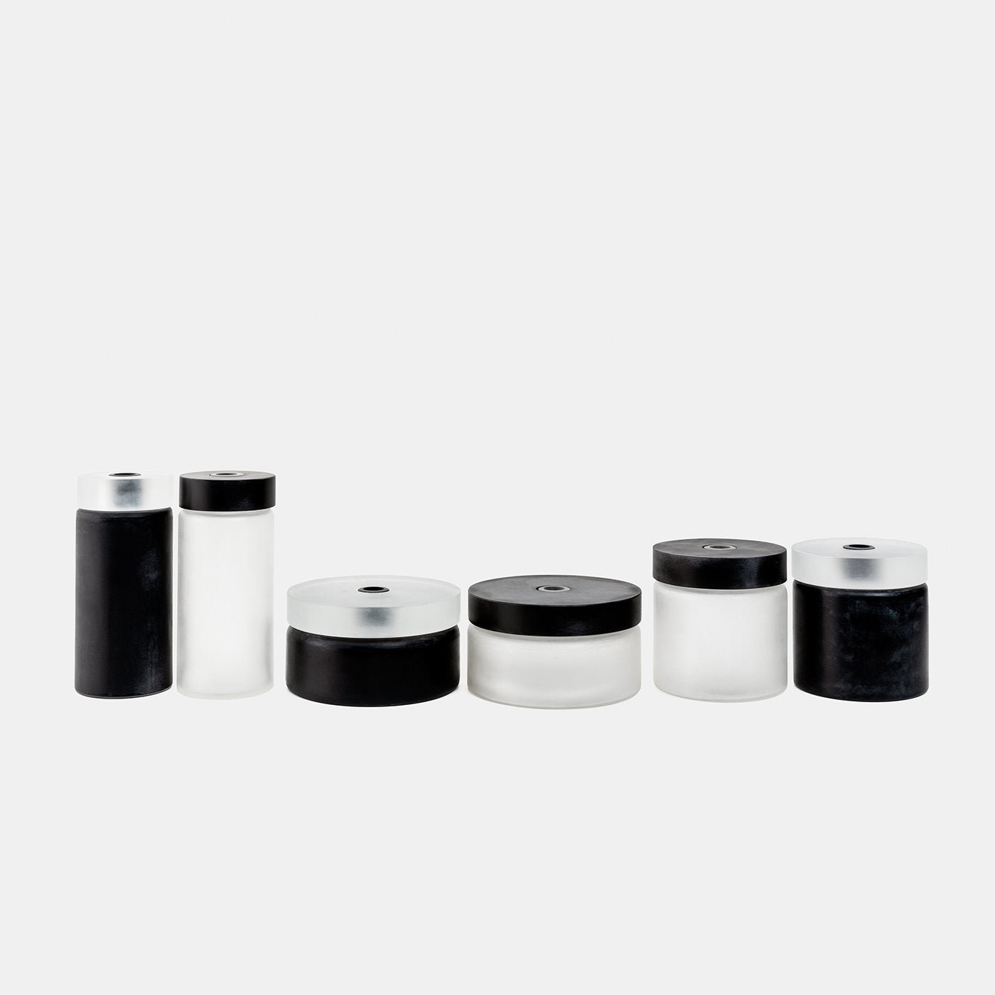 Vase à cylindre court en verre noir et blanc - Vue alternative 2