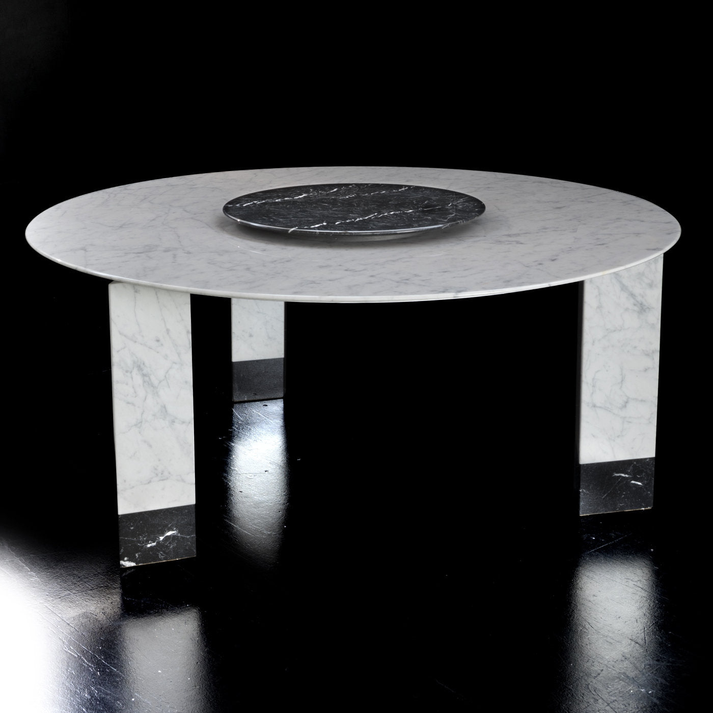 Alba Table in White Carrara Marble by Giorgio Soressi - Alternative view 1
