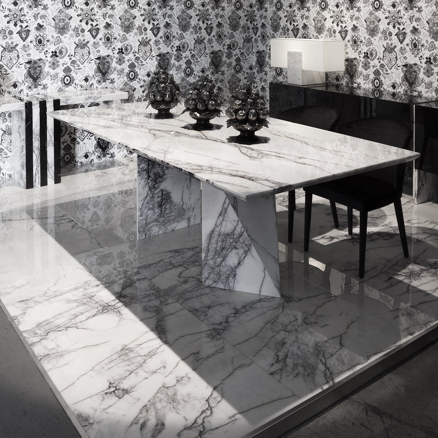 Oltre Table in Bianco Lilla Marble by Giorgio Soressi - Alternative view 4