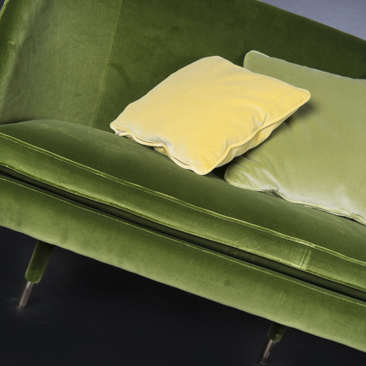 Vivien Green Sofa - Alternative view 5