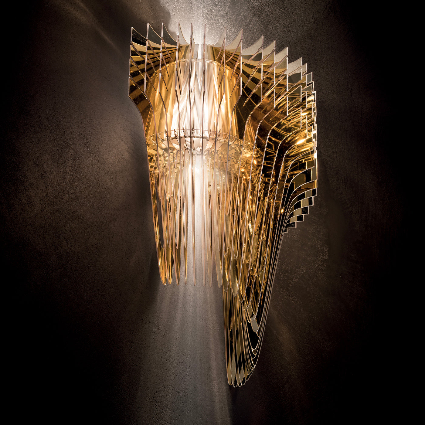 Aria Gold Applique by Zaha Hadid Slamp | Artemest