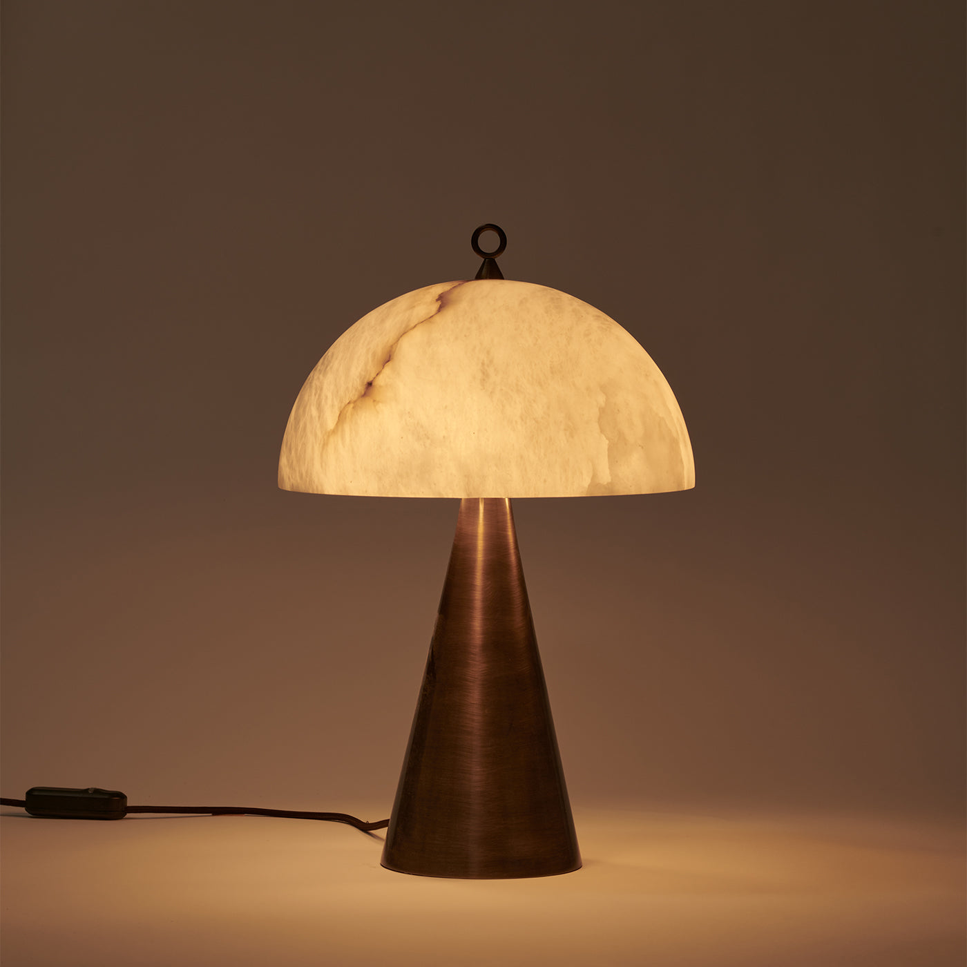 Lampe de table Funghetto en bronze brossé et albâtre - Vue alternative 3