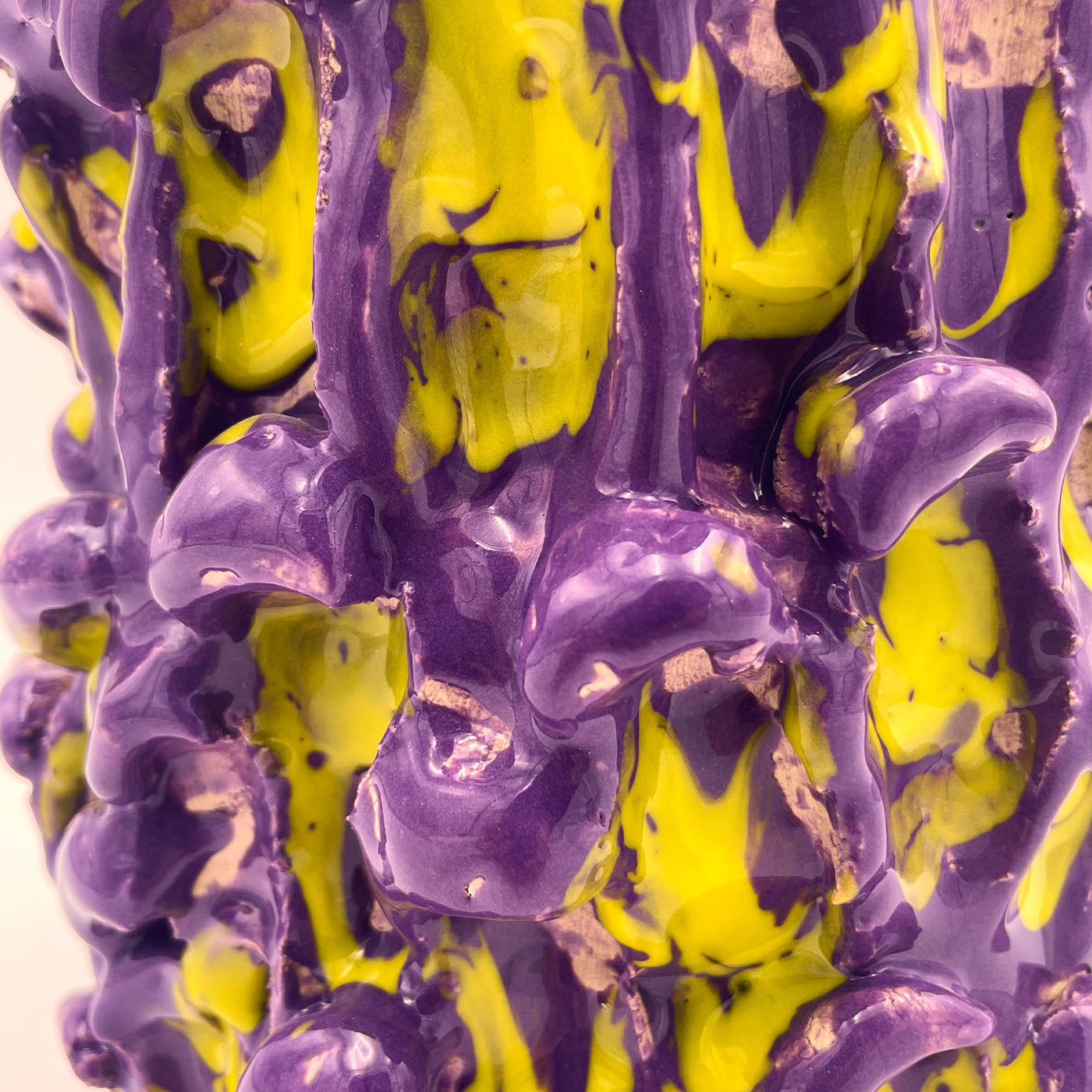 Onda Velvet Purple and Lemon Yellow Vase - Alternative view 1