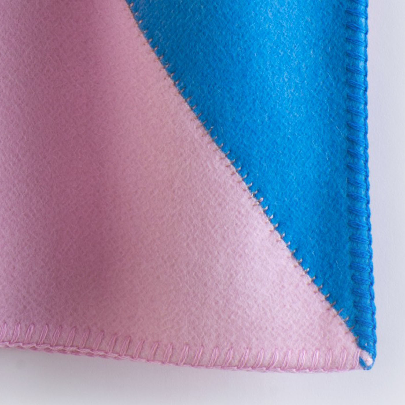 Biella Pink and Blue Blanket - Alternative view 1