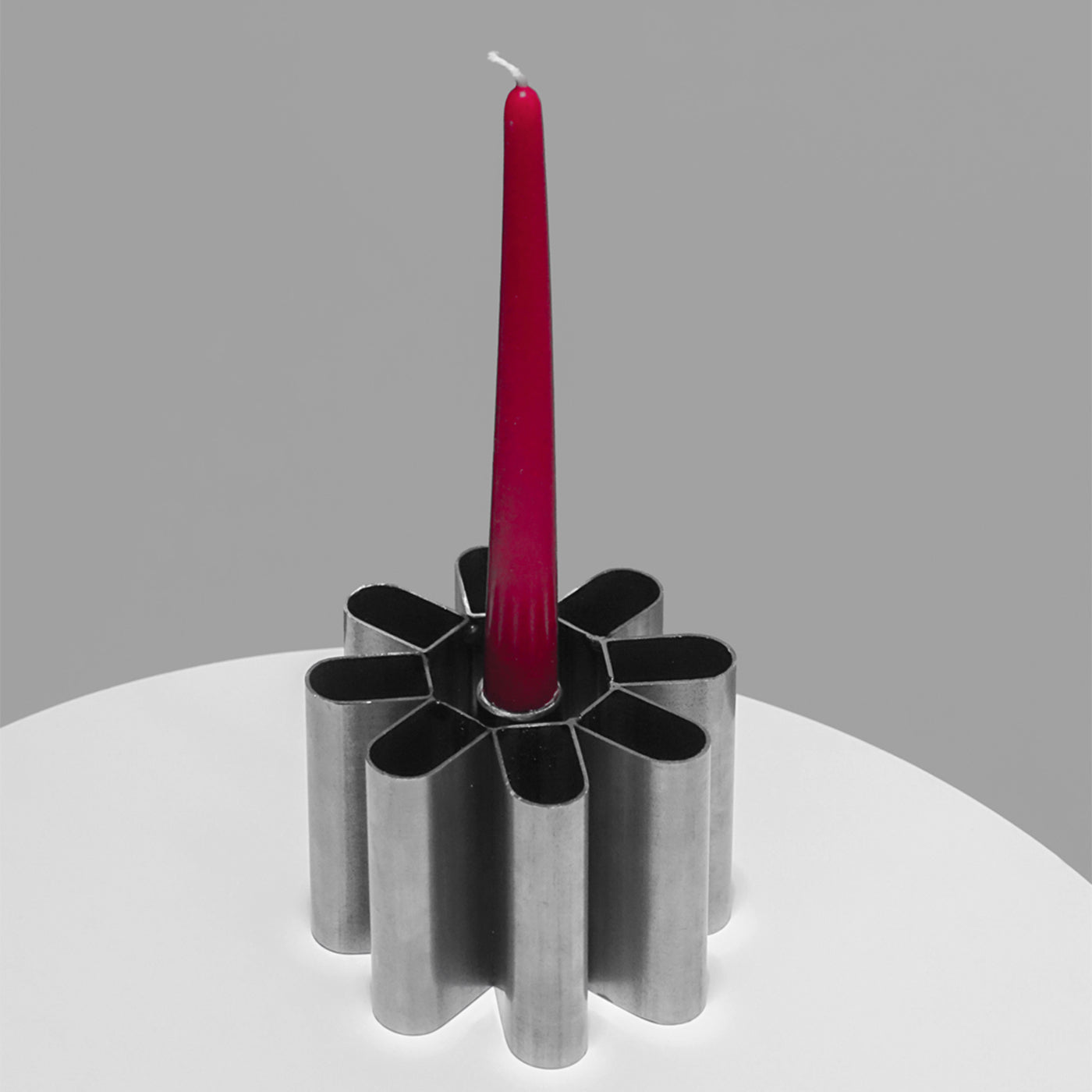 T-A02 Candleholder - Alternative view 1