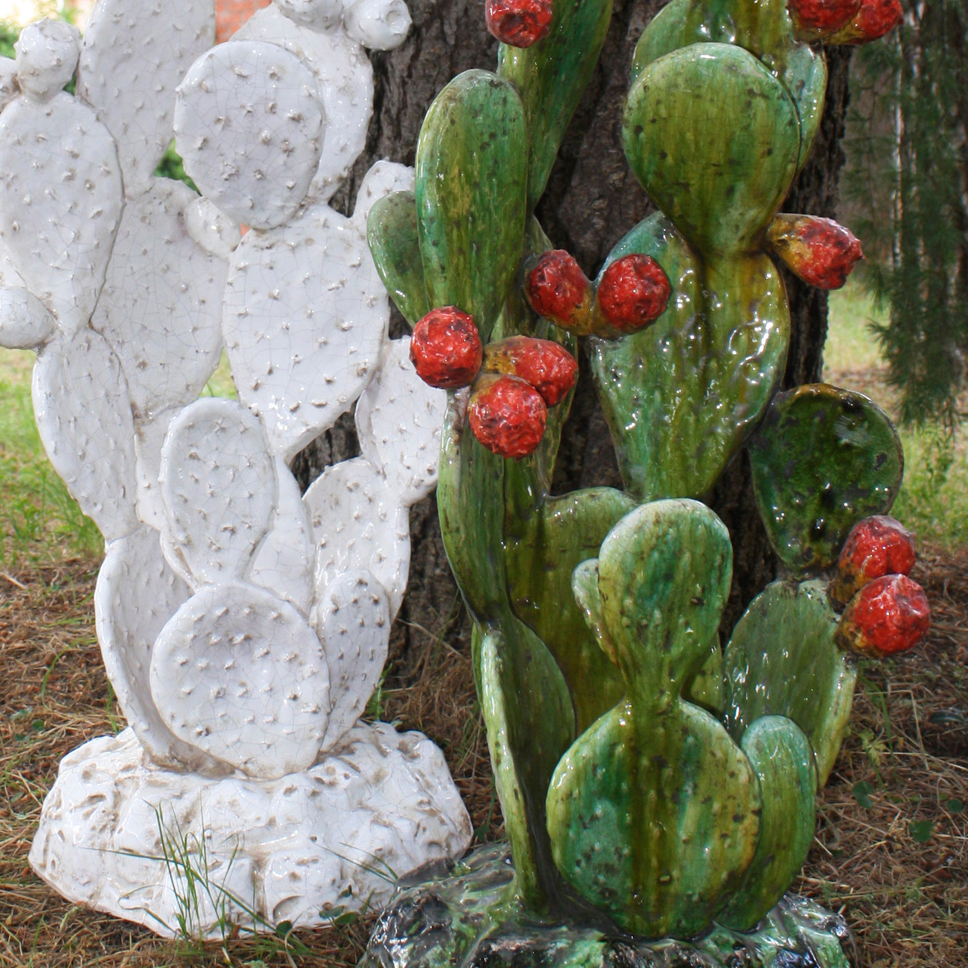 Prickly Pear Polychrome Sculpture - Alternative view 2