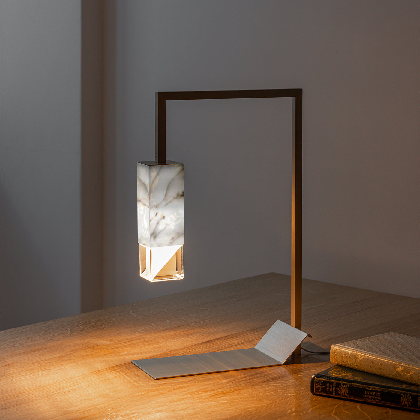 Lampe/Zwei Tischlampen aus weißem Marmor - Alternative Ansicht 2