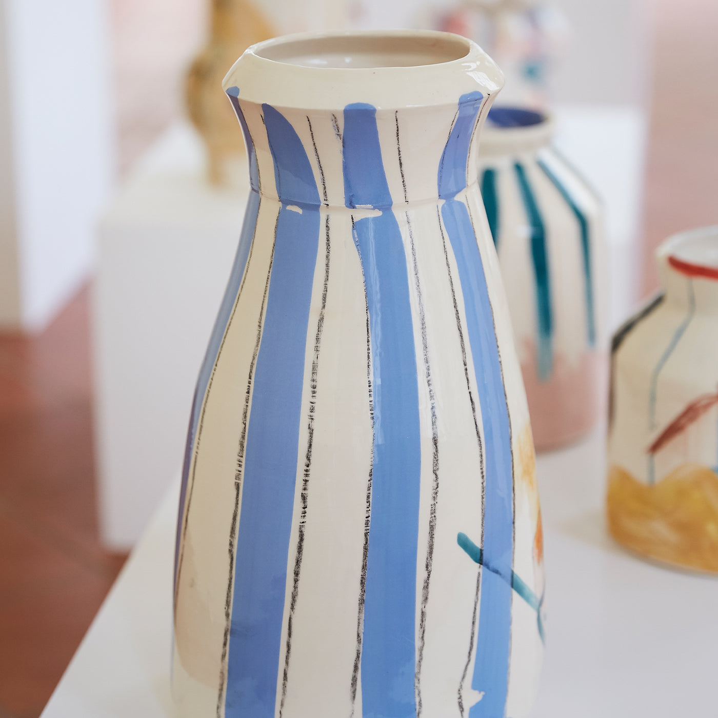 Minori Collection Alto Vase - Alternative view 2