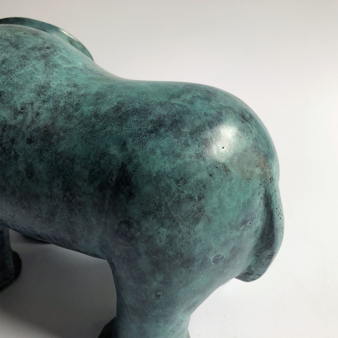 Escultura de bronce de elefante africano - Vista alternativa 3