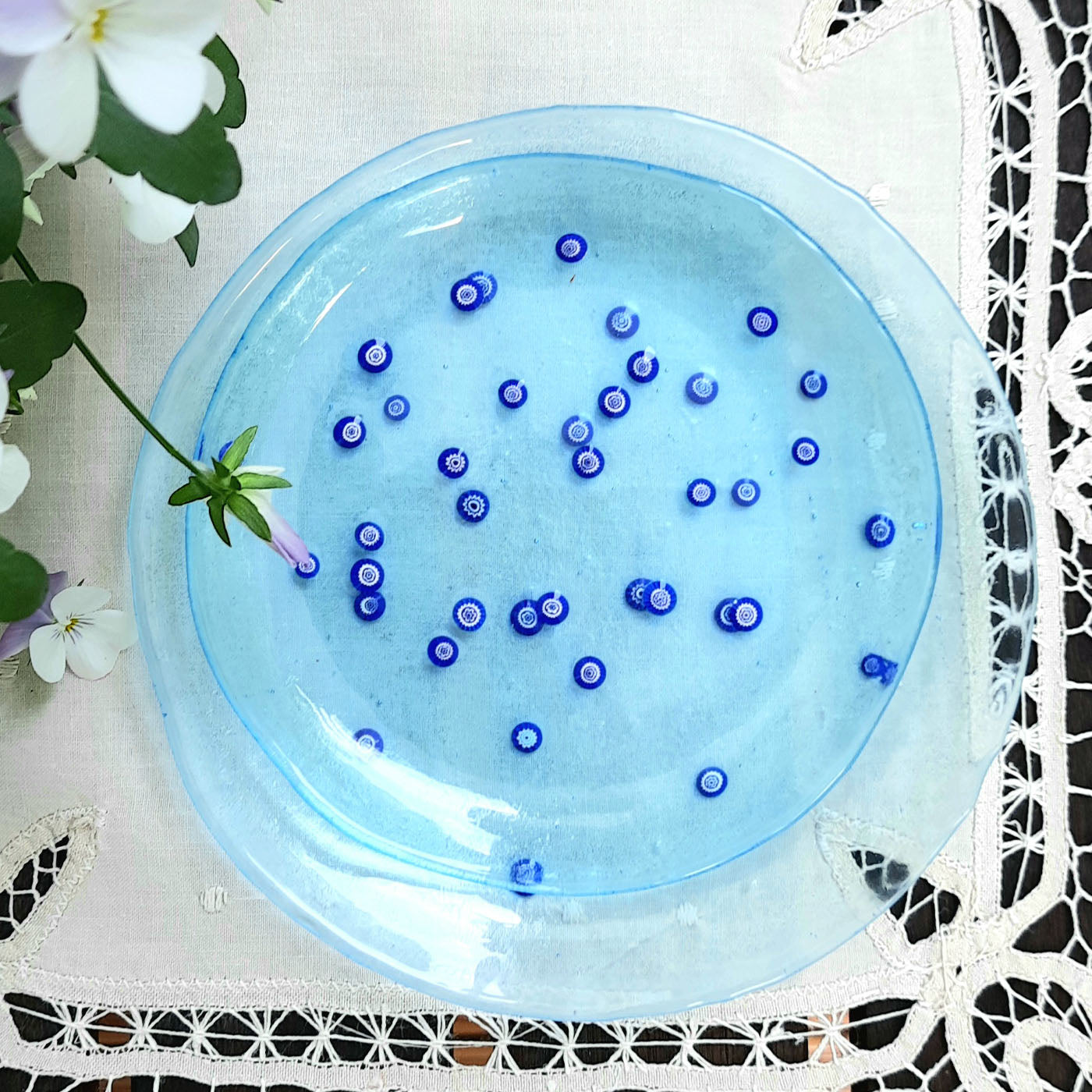 Mare, Set Of 4 Turquoise Glass Dessert Plates with Lapis Murrina Inlays  - Alternative view 3