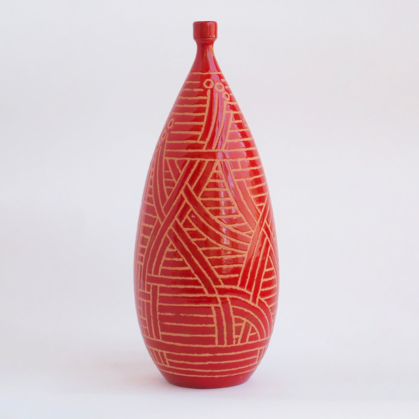 Patterned Red Majolica Single-flower Vase - Alternative view 2