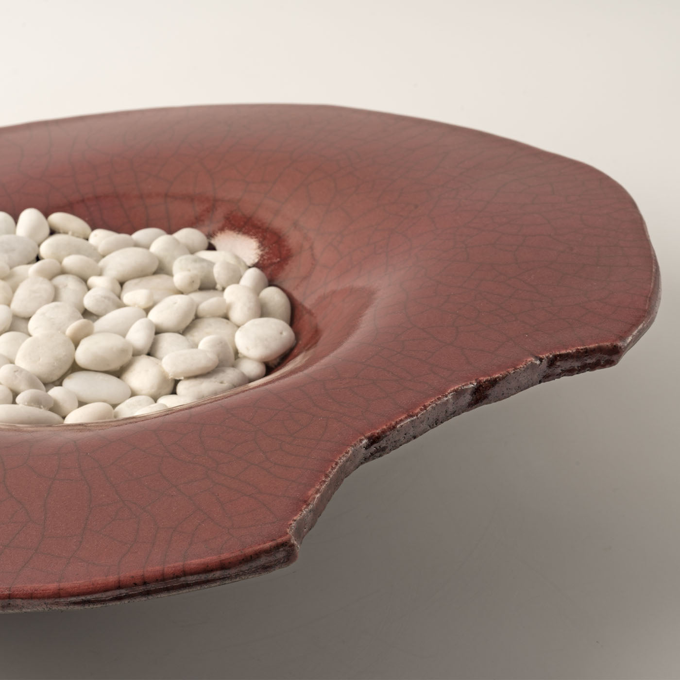 Incanto Amaranto Ceramic Sculpture/Plate by Nino Basso - Alternative view 2