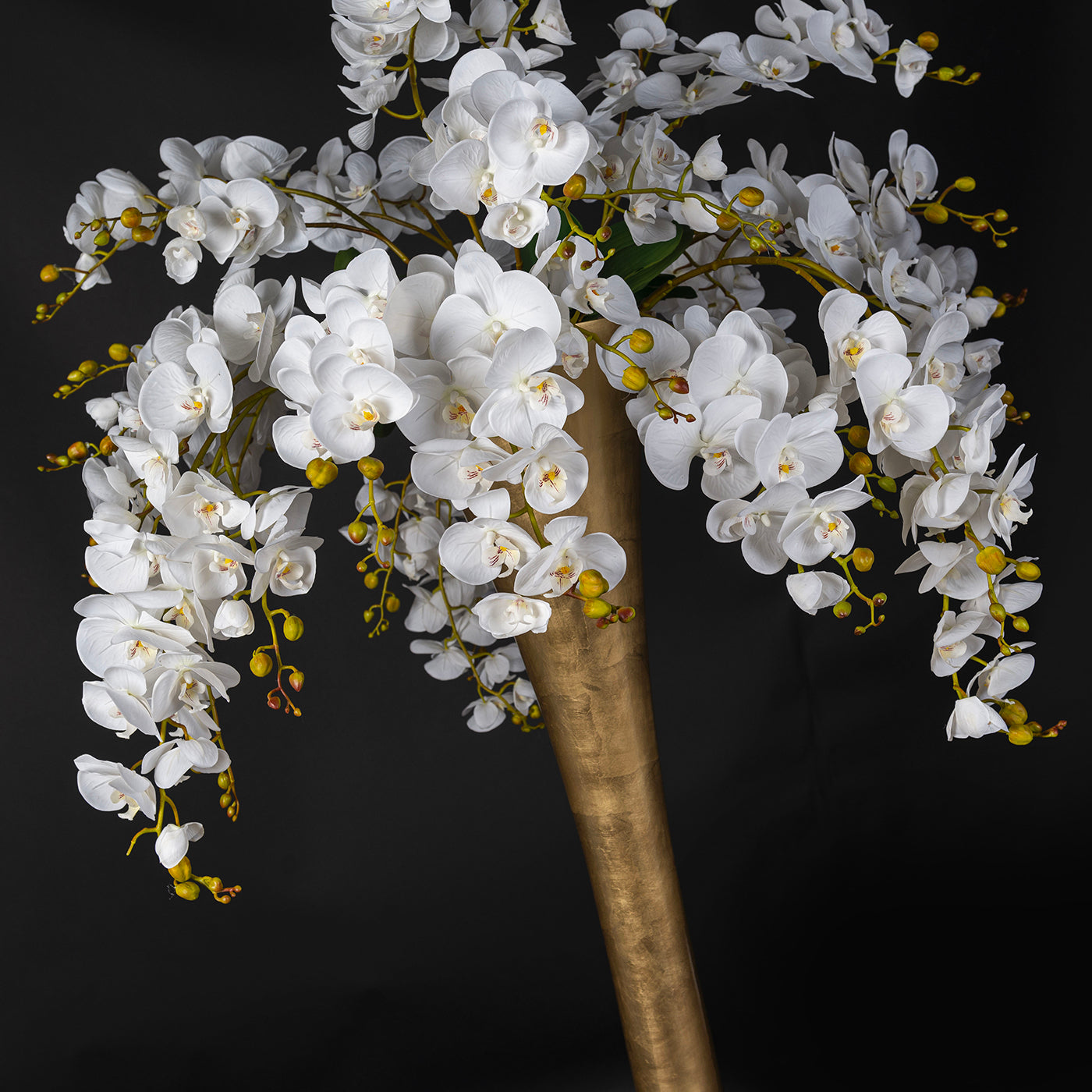 Eternity Madame Butterfly Composition florale avec vase en or - Vue alternative 4