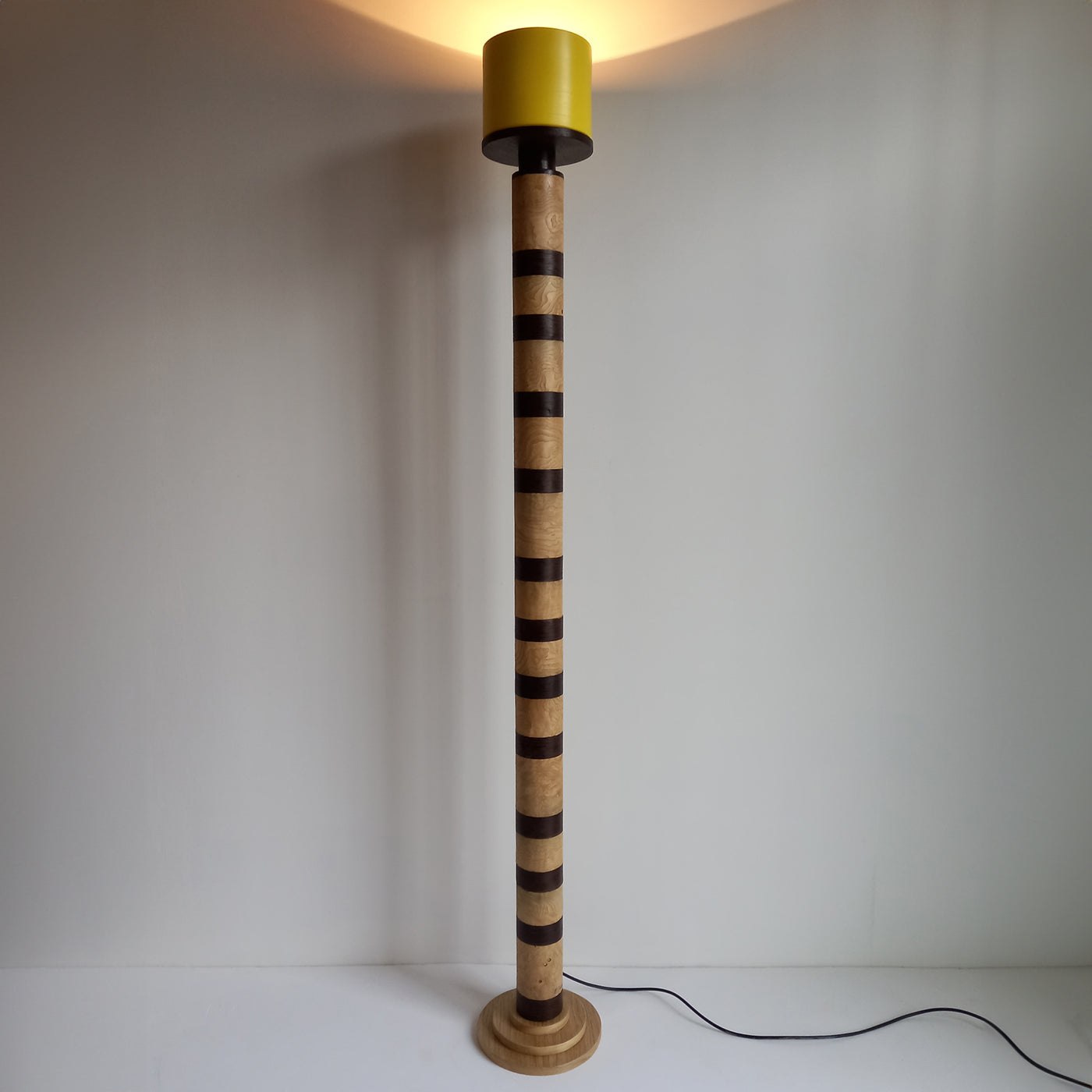 Dorica Yellow Floor Lamp by Pietro Meccani - Alternative view 2