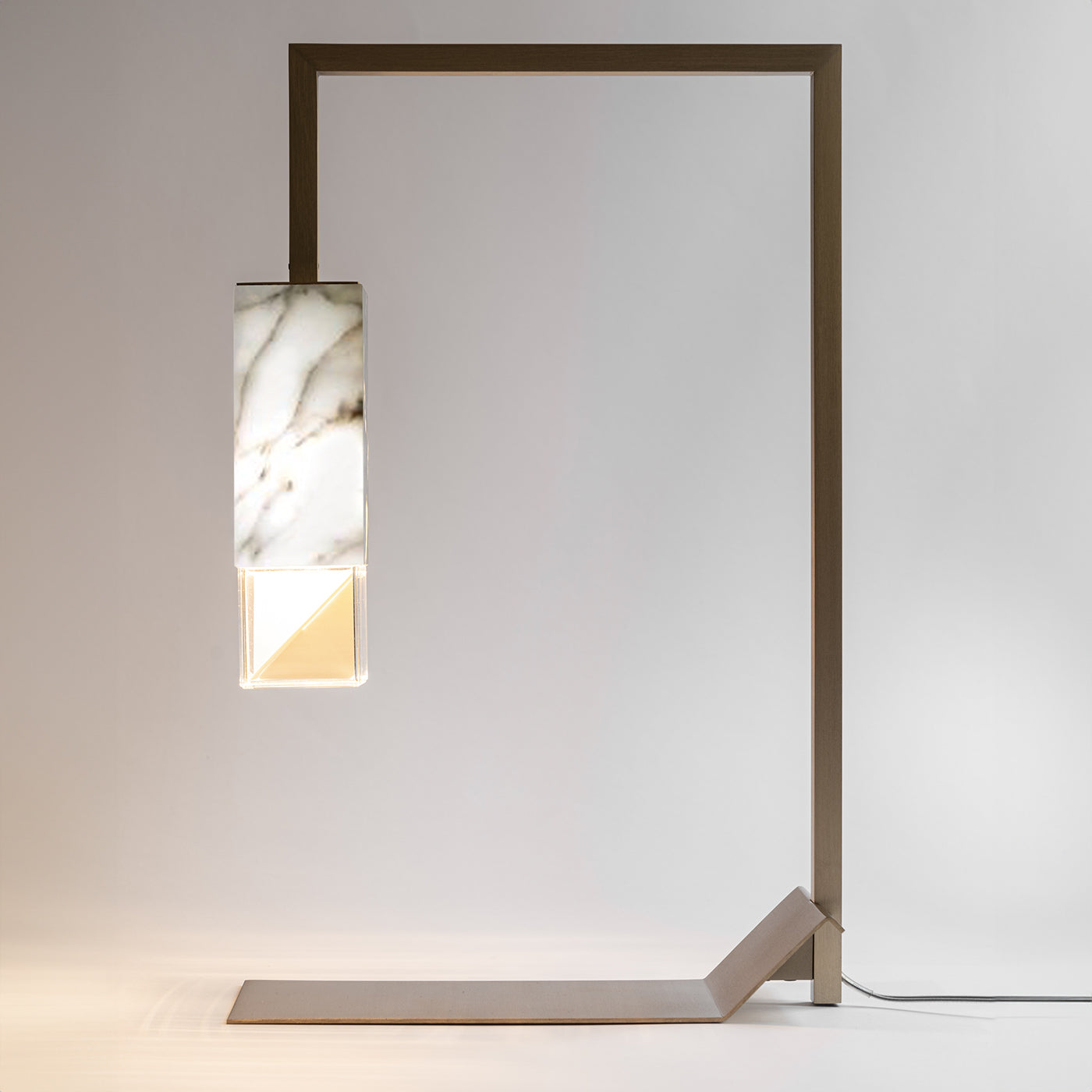 Lampe/Zwei Tischlampen aus weißem Marmor - Alternative Ansicht 3