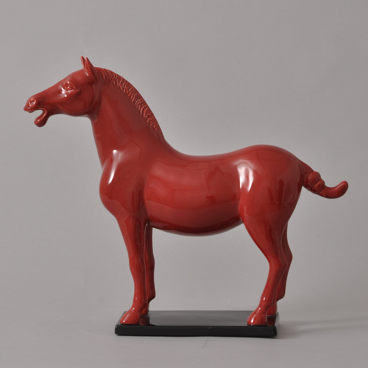 Nelson Red Horse Statuette - Alternative view 2