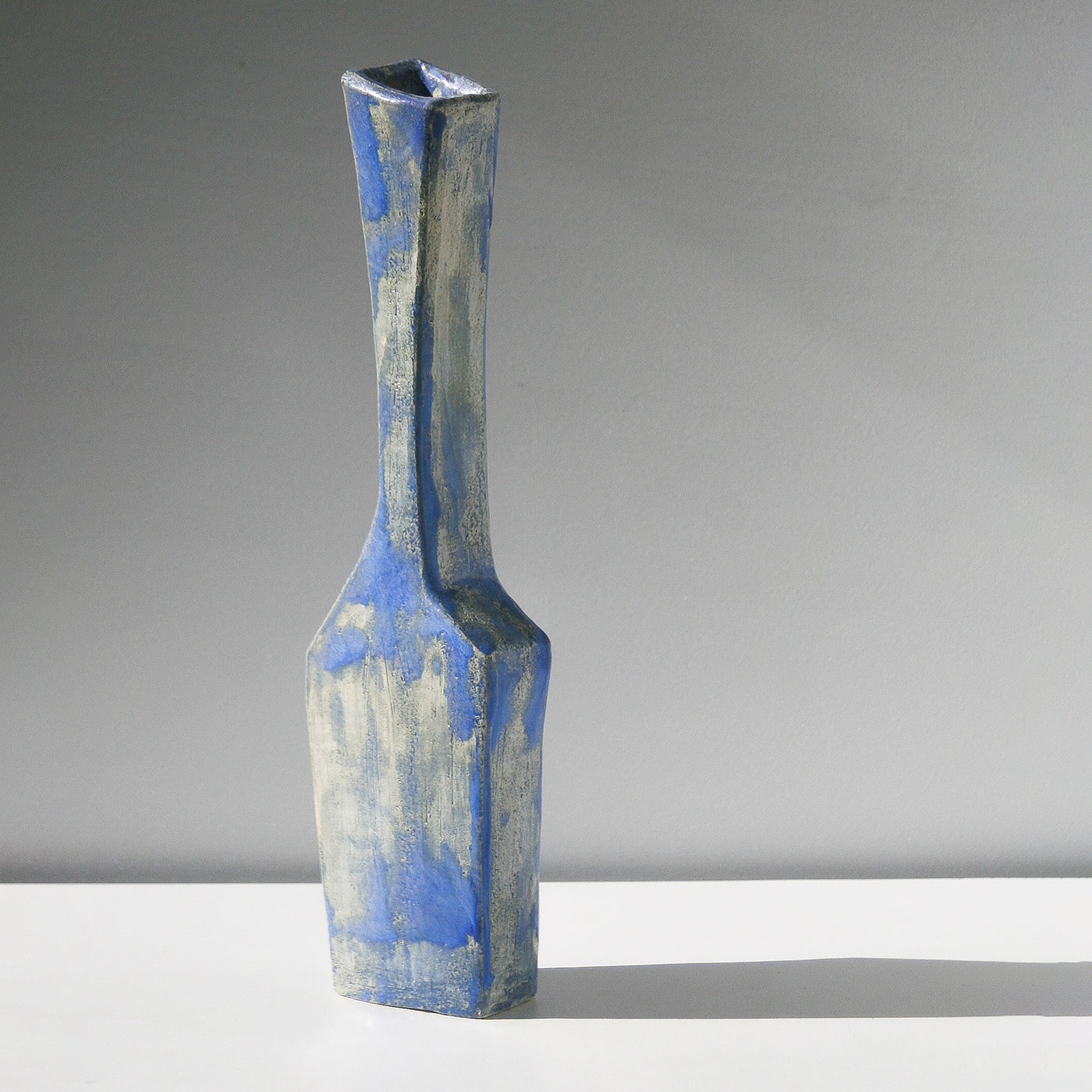 Kubistische blaue Vase N.2 - Alternative Ansicht 2