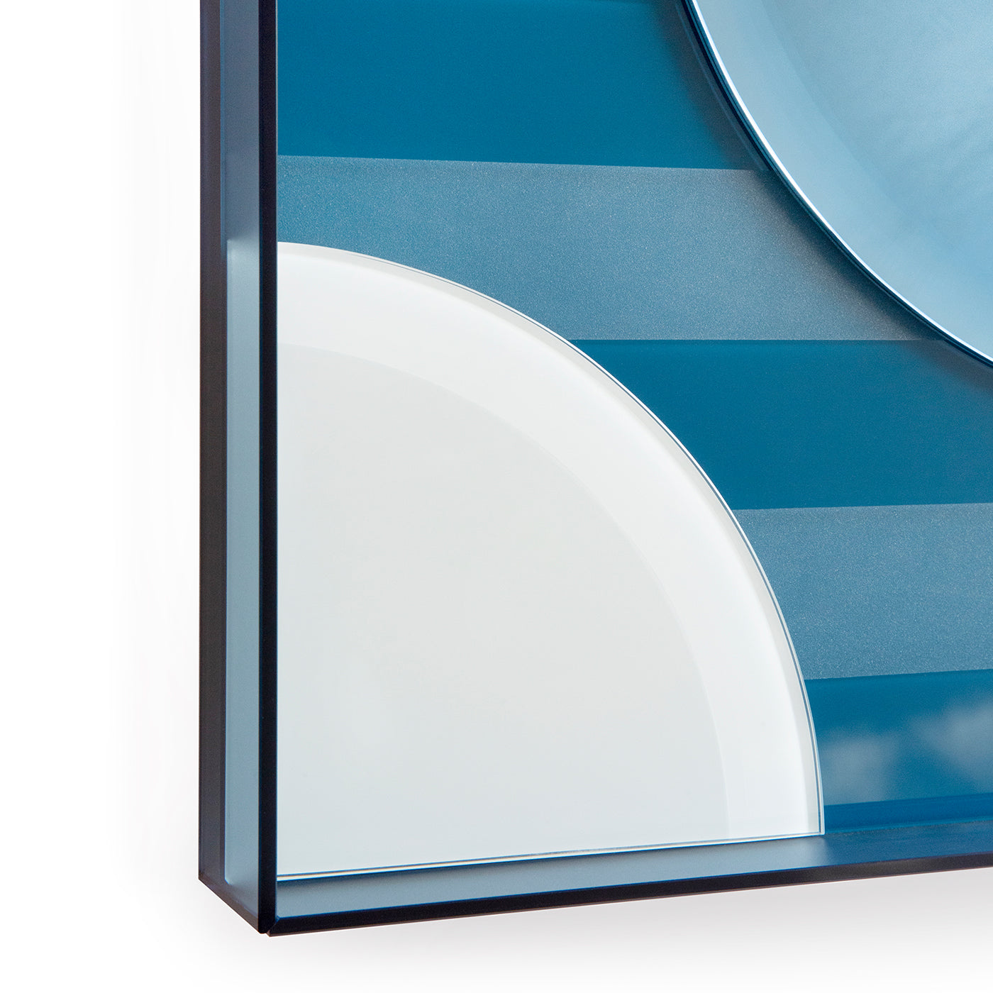 Figure M1 Blue Mirror - Alternative view 2