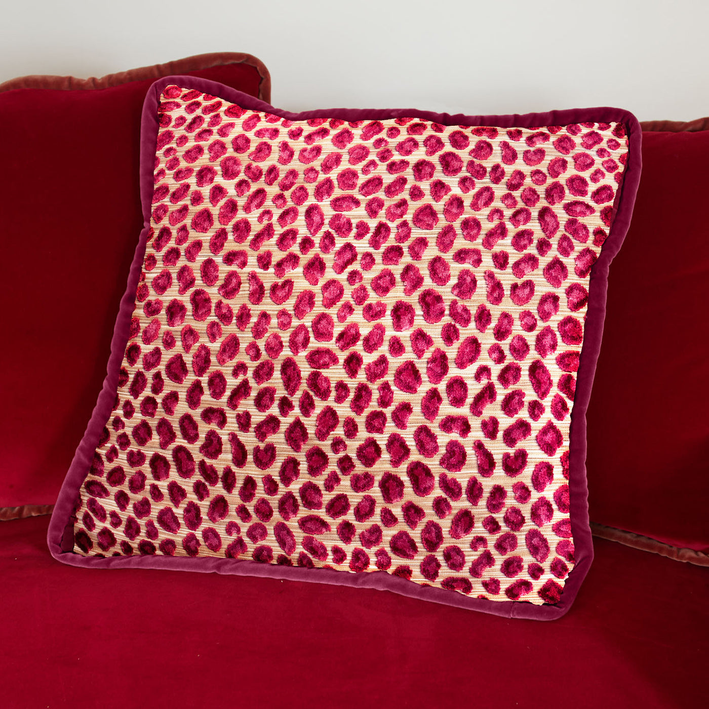 Cuscino reversibile in velluto Couture rosso e leopardo Glam - Vista alternativa 3