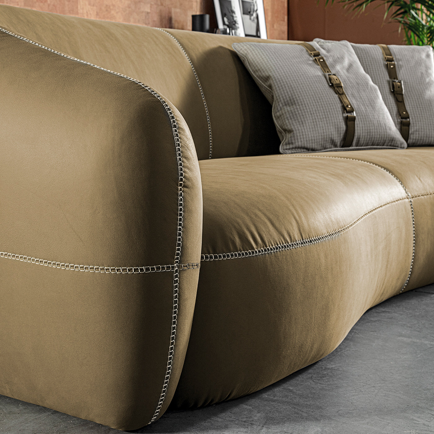 Tivoli Green Leather Sofa - Alternative view 1