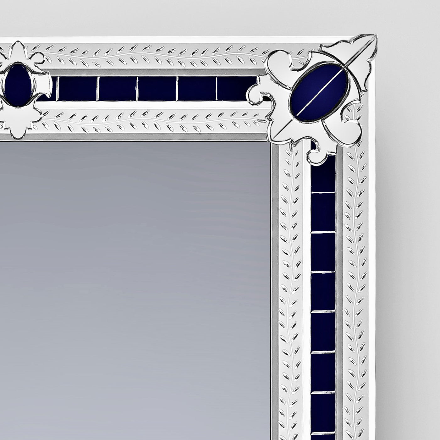 San Toma Blue Contemporay Murano Glass Mirror - Alternative view 2
