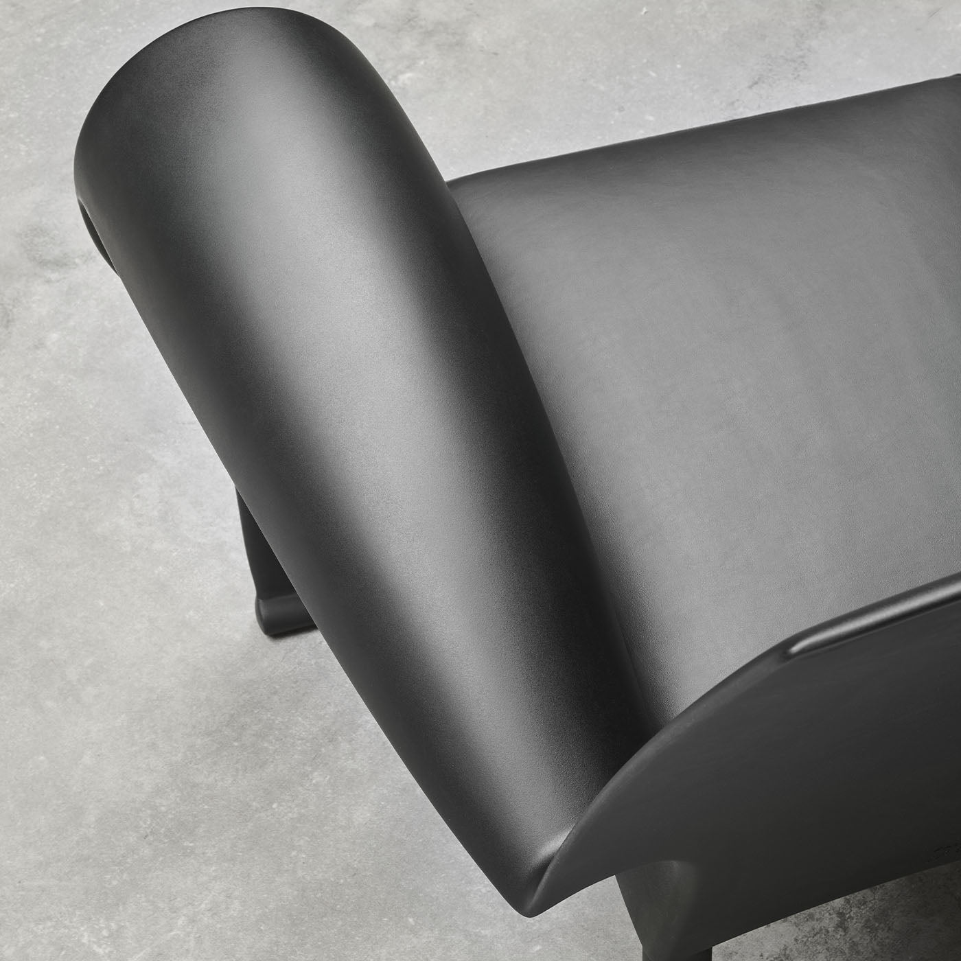 Richard III Black Armchair by Philippe Starck  - Alternative view 3