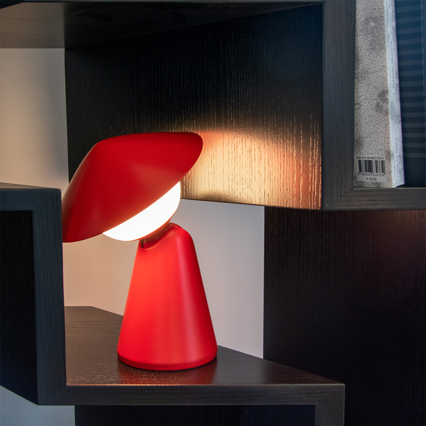 Lampe à poser rechargeable Red Puddy par Albore Design - Vue alternative 1