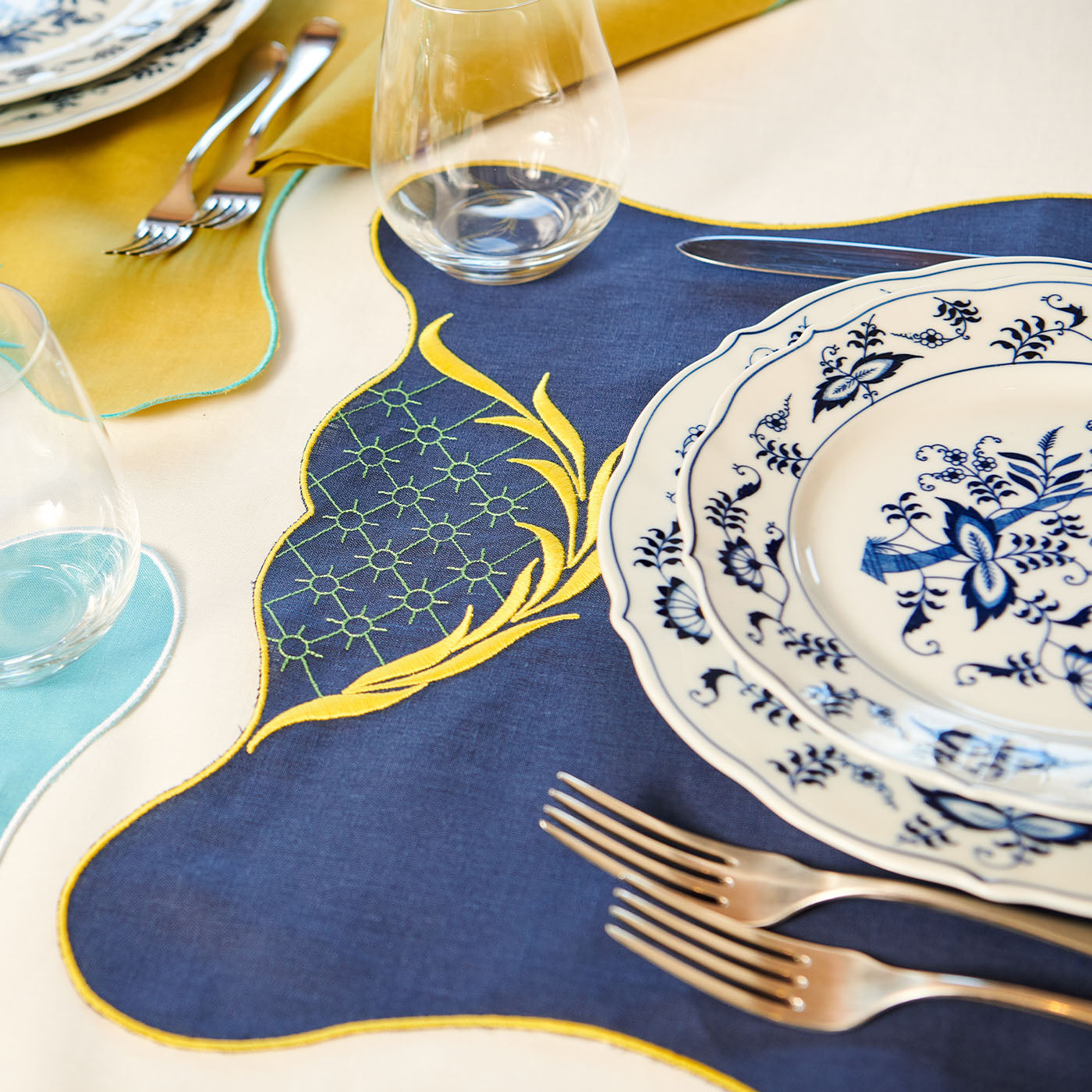 Ananas Tischset aus blauem Porzellan und gelbem Dede - Alternative Ansicht 1