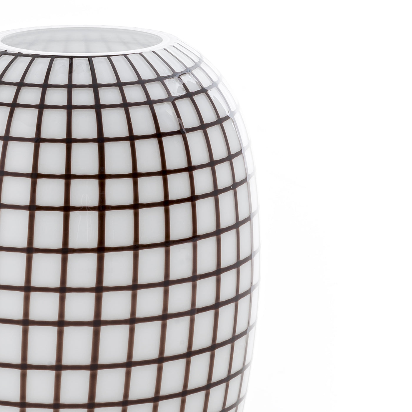 Schwarz-weiße Vase mit Gitter - Alternative Ansicht 2