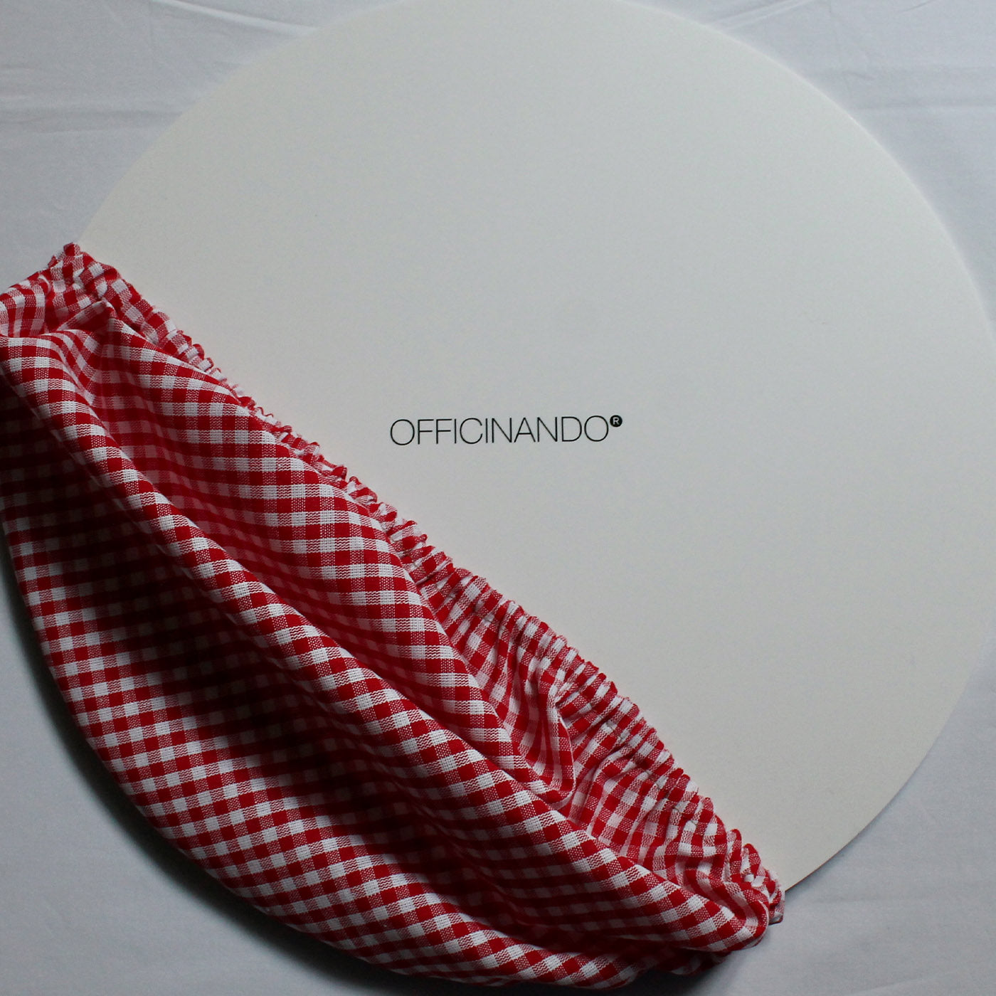 Cuffiette Check Round Red & White Placemat #2 - Alternative view 2