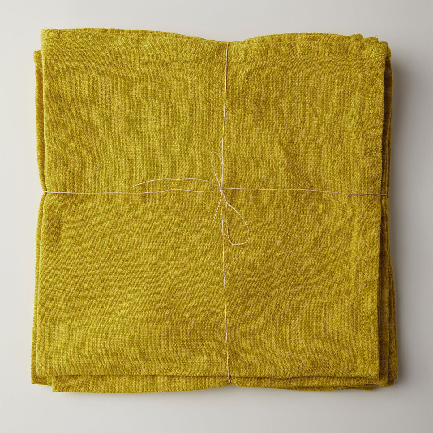 Set Of 4 Yellow Light Linen Napkins  - Alternative view 1