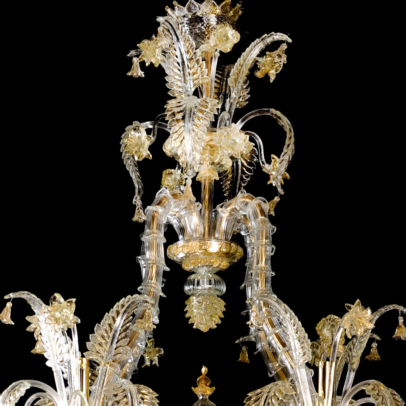Rezzonico-style Gold and Crystal Chandelier #7 - Alternative view 5